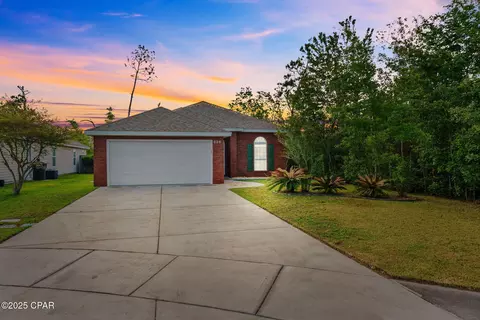 826 E 24th St, Lynn Haven, FL 32444 photo 2