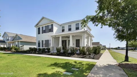 1424 Blackbird Ct, Panama City, FL 32405
