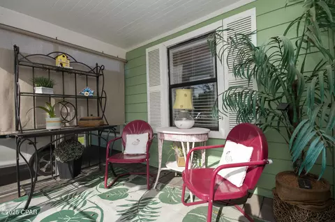 106 N Cove Blvd, Panama City, FL 32401
