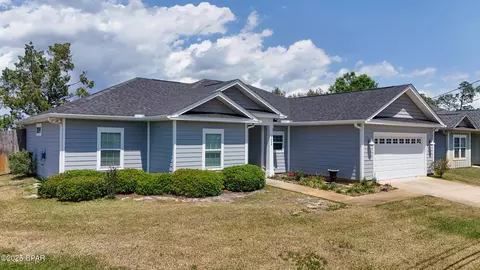 1208 W 12th St, Lynn Haven, FL 32444