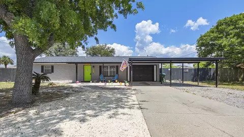 623 16th St, Panama City Beach, FL 32413