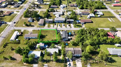 6711 Olokee St, Panama City, FL 32404