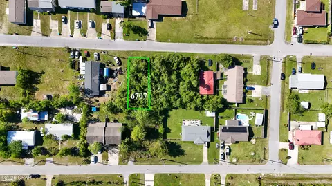 6707 Olokee St, Panama City, FL 32404