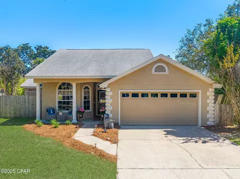 707 Bluefish Dr, Panama City Beach, FL 32408