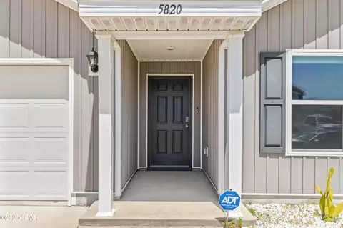 5820 Tiagra, Panama City, FL 32404