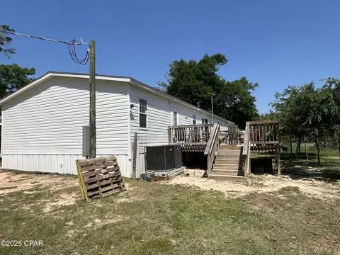 3105 NW Parrish Ave, Altha, FL 32421
