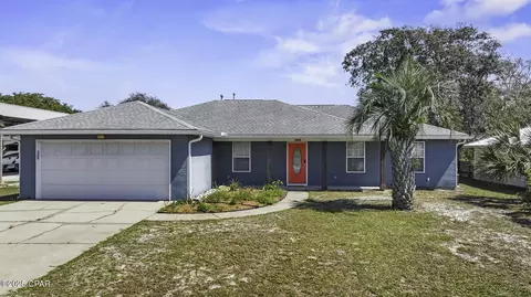 206 Coral Dr, Port St Joe, FL 32456