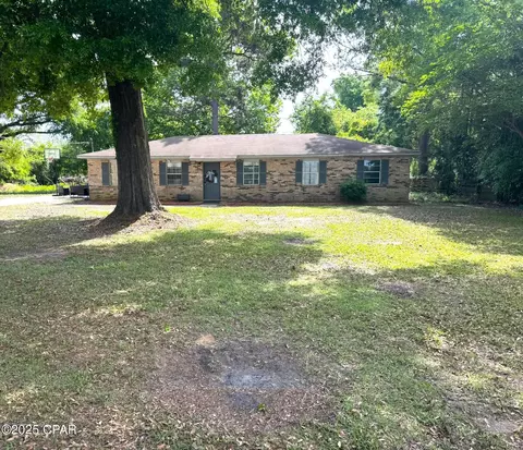 4170 Applewhite St, Greenwood, FL 32443