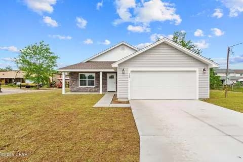 720 Arrow St, Panama City, FL 32404