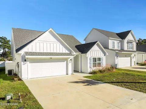 708 Landing Cir, Panama City Beach, FL 32413