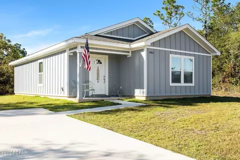 4002 Janet Cir, Chipley, FL 32428 photo 2