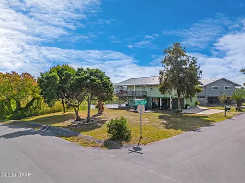 115 Charles Claude Cir, Panama City Beach, FL 32413