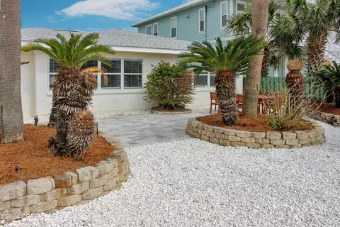 6618 Gulf Dr, Panama City, FL 32408