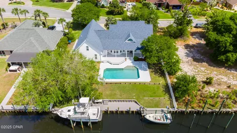 7107 Dolphin Bay Blvd, Panama City Beach, FL 32407