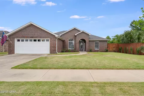 2317 Camryns Xing, Panama City, FL 32405