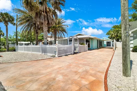 643 Poinsettia Ct, Panama City Beach, FL 32413