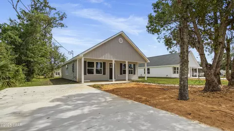 924 Taylor Dr, Panama City, FL 32404