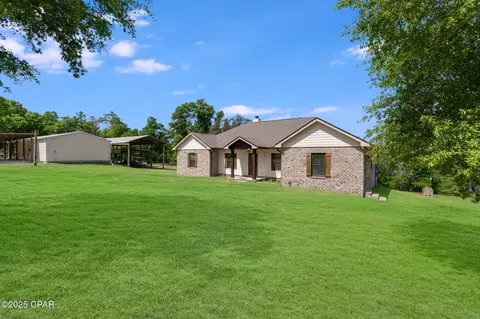 Exterior - 2789 Summer Dr, Chipley, FL 32428 photo 2 of 14