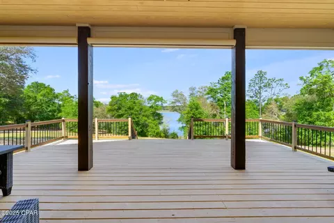Exterior - 2789 Summer Dr, Chipley, FL 32428 photo 1 of 14