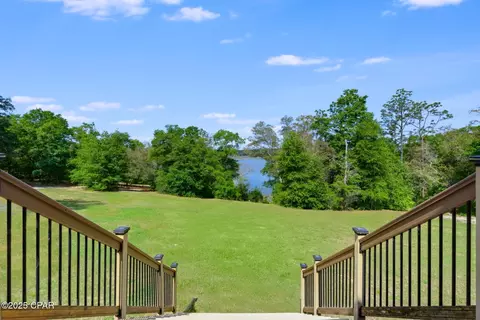 Exterior - 2789 Summer Dr, Chipley, FL 32428 photo 3 of 14