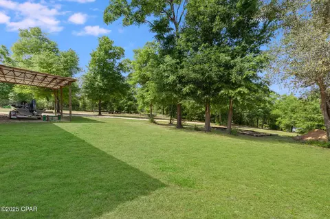 Exterior - 2789 Summer Dr, Chipley, FL 32428 photo 11 of 14