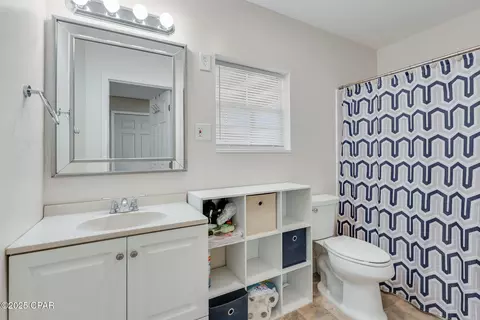 Bath - 2789 Summer Dr, Chipley, FL 32428 photo 8 of 8