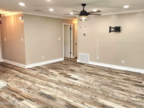 609 E Pine Forest Dr, Lynn Haven, FL 32444 photo 11