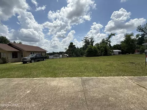 00 Broad St, Marianna, FL 32446