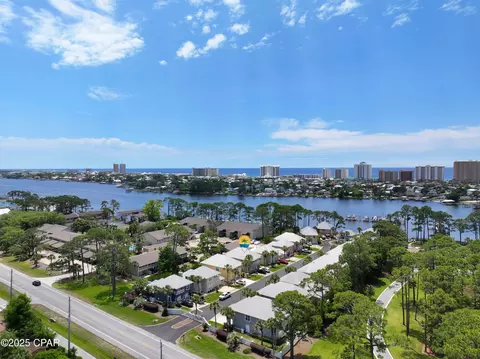 7009 N Lagoon Dr #107, Panama City, FL 32408