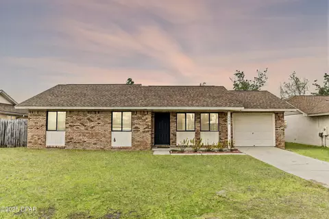 206 Acme Ln, Lynn Haven, FL 32444