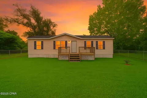 5018 E 10th St, Panama City, FL 32404