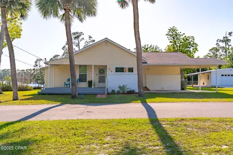 616 Carolina Ave, Lynn Haven, FL 32444