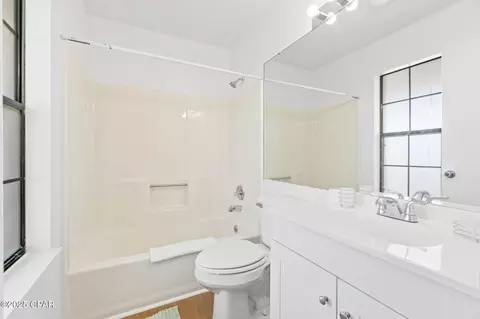 Bath - 10367 NW County Road 274, Altha, FL 32421 photo 1 of 2