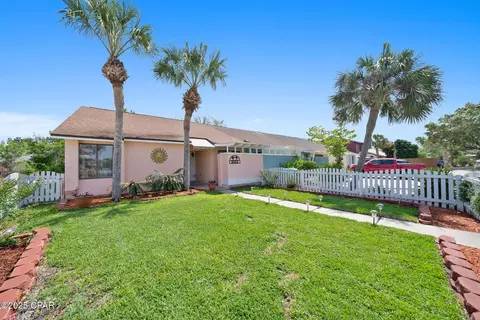 8522 N N Lagoon Dr, Panama City Beach, FL 32408