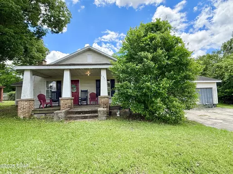 1331 Jackson Ave, Chipley, FL 32428