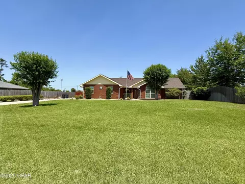 5424 Olympia Dr, Panama City, FL 32404