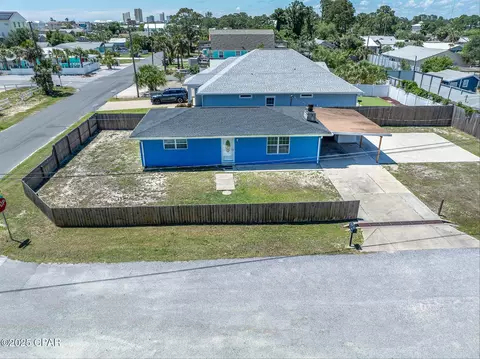 3924 Vega St, Panama City Beach, FL 32408