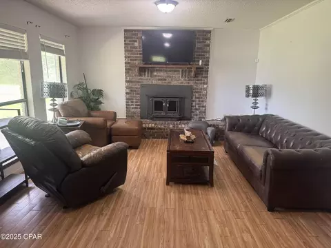 3120 Bonnett Pond Rd, Chipley, FL 32428