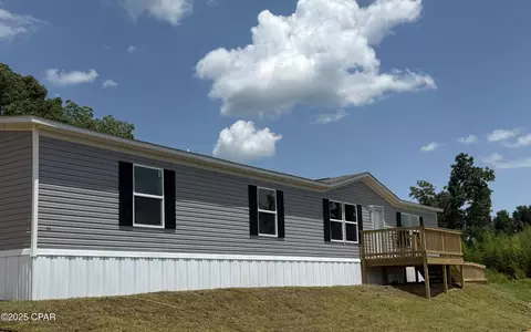 3037 Hunter Fish Camp Rd, Marianna, FL 32446
