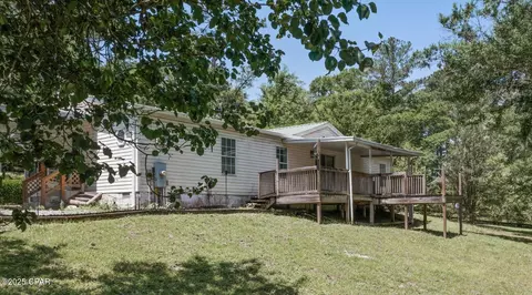 3367 Spring Lakes Dr, Chipley, FL 32428