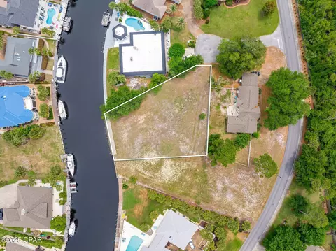481 Wahoo Rd, Panama City Beach, FL 32408