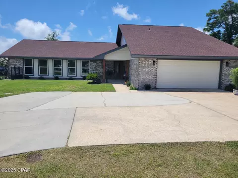 542 Mills Ln, Panama City, FL 32404