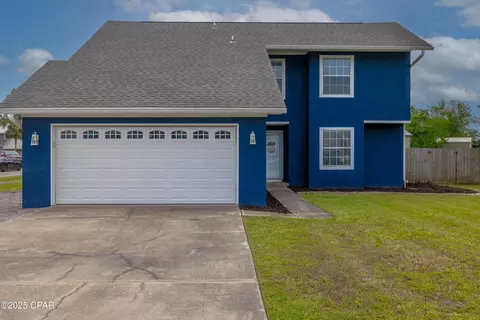 702 Plantation Cir, Panama City, FL 32404