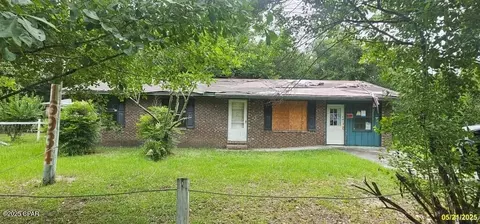 16934 NW 12th St, Blountstown, FL 32424