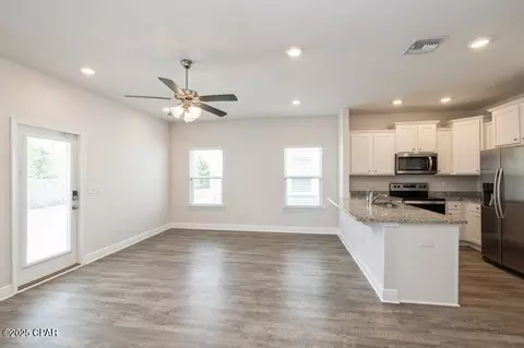 1625 Caleigh Ct, Lynn Haven, FL 32444
