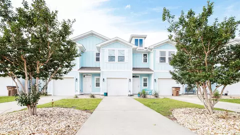 7468 Shadow Lake Dr, Panama City Beach, FL 32407