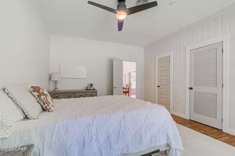 Bedroom - 5138 8th Ave, Malone, FL 32445 photo 5 of 8
