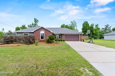 905 Texas Ave, Lynn Haven, FL 32444