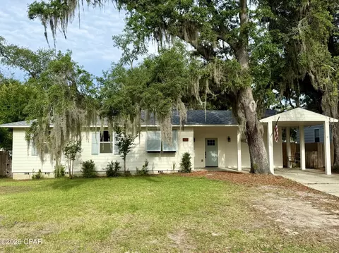 105 N Cove Ln, Panama City, FL 32401
