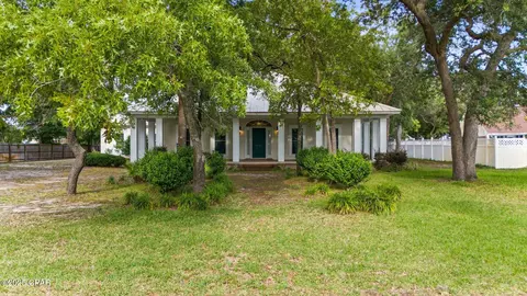2838 Longleaf Rd, Panama City, FL 32405